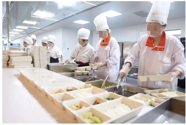食宿條件