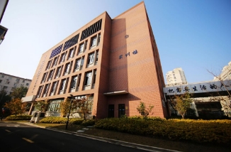 校園環(huán)境